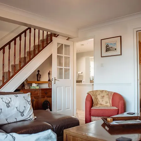 בית נופש Spacious 5-bed Detached In Charming טדקסטר