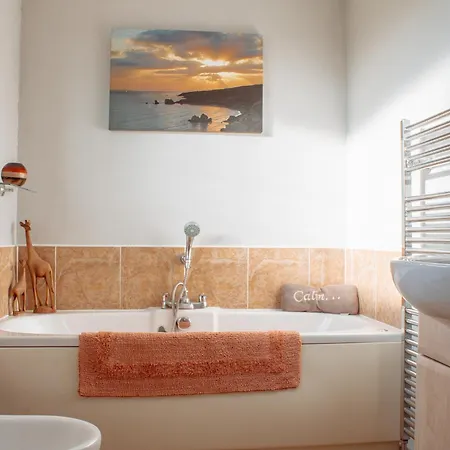 בית נופש Spacious 5-bed Detached In Charming טדקסטר