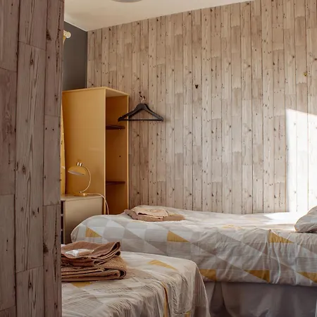 Spacious 5-bed Detached In Charming