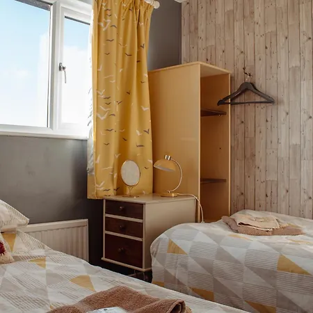 Дом отдыха Spacious 5-bed Detached In Charming Тадкастер