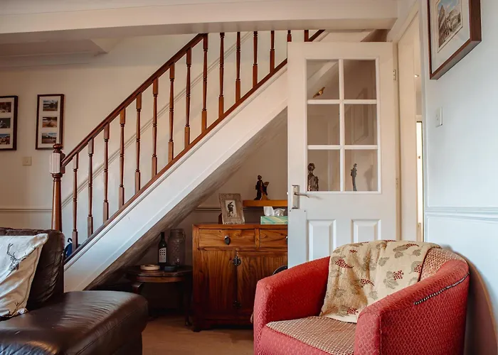 Spacious 5-bed Detached In Charming Tadcaster