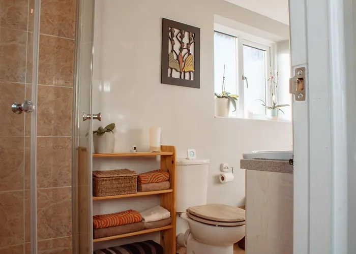 Spacious 5-bed Detached In Charming * Tadcaster